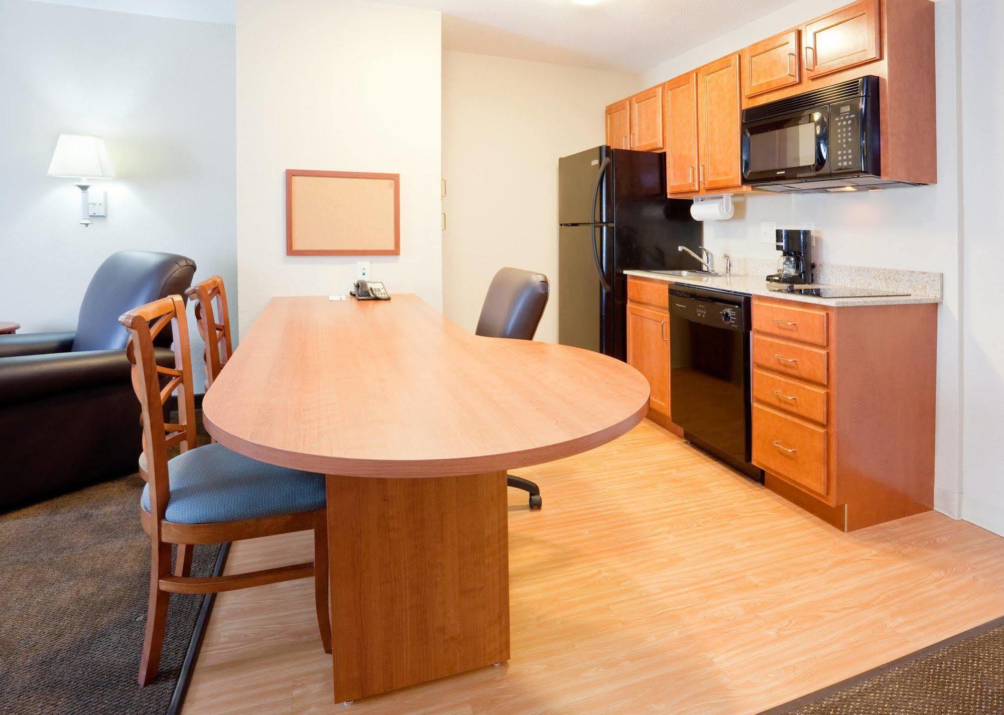 Candlewood Suites Rocky Mount By Ihg Стая снимка